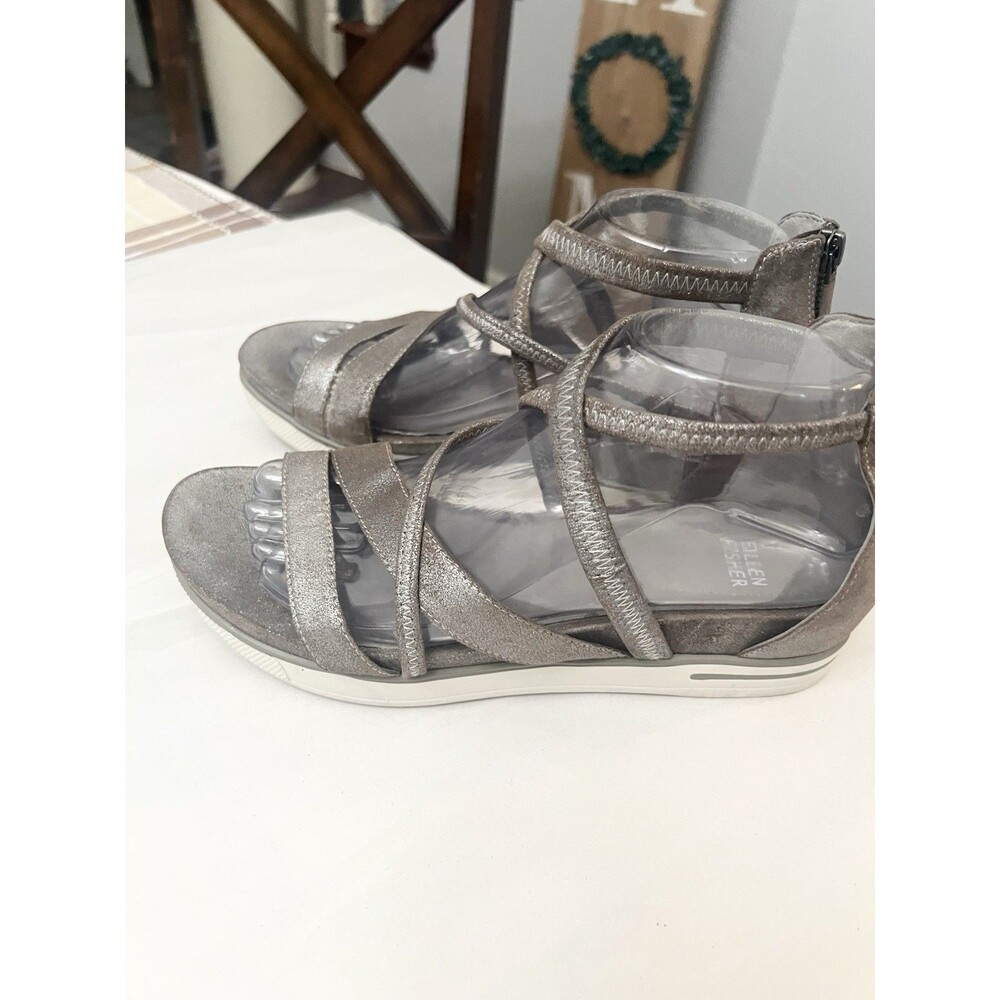 Eileen Fisher Sally Metallic Crisscross Sandals Womens 8.5 EUC Back Zip Silver